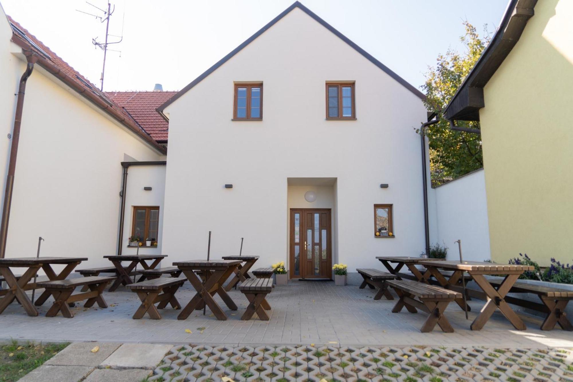 Pension Restaurace Florian พาฟลอฟ ภายนอก รูปภาพ