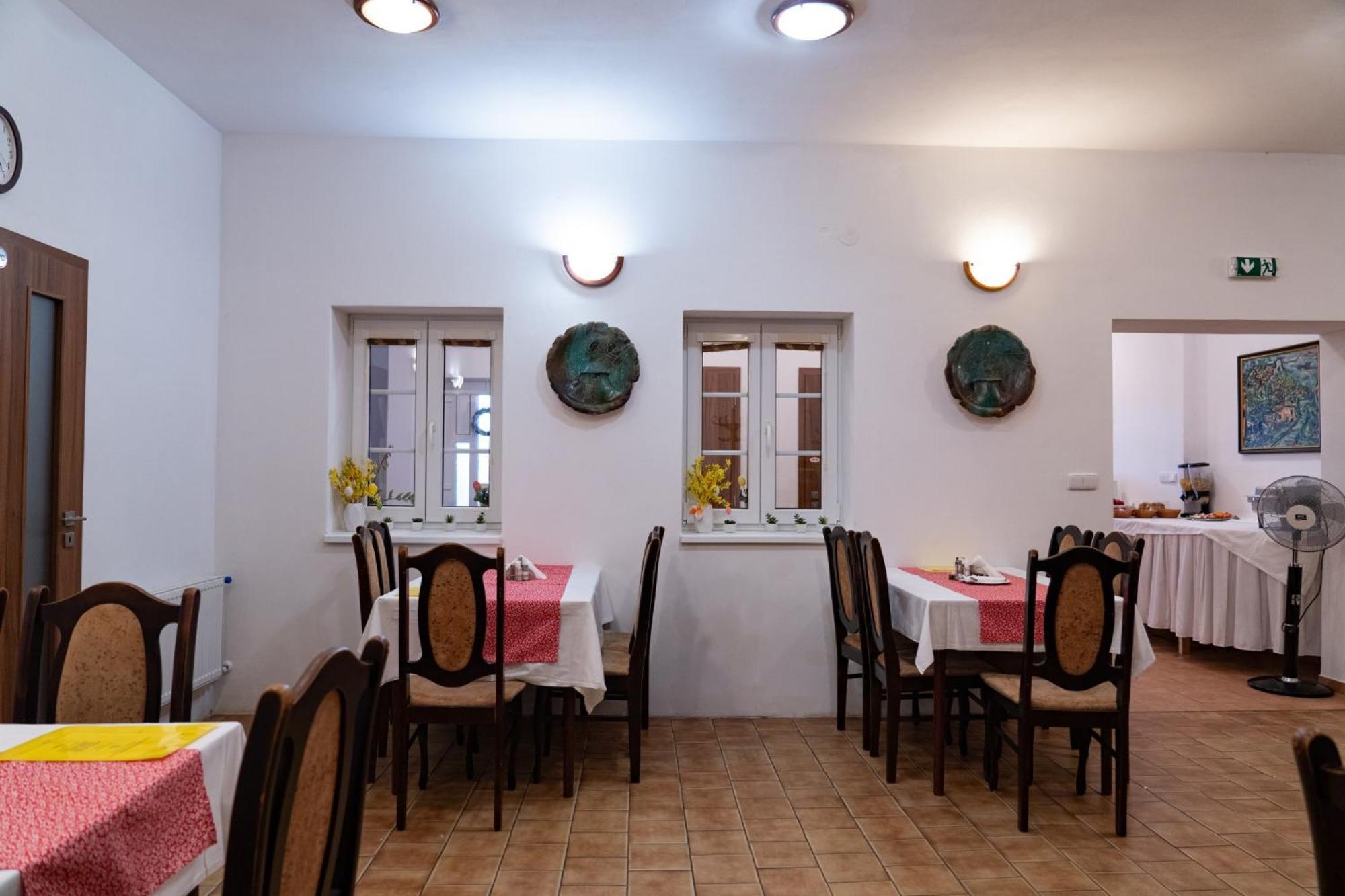Pension Restaurace Florian พาฟลอฟ ภายนอก รูปภาพ